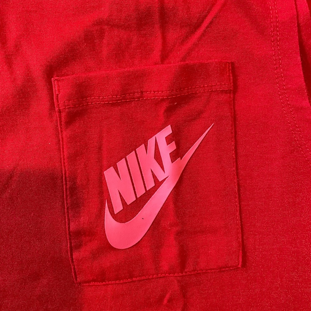 Nike Muscle Tee - Picture 3 of 4